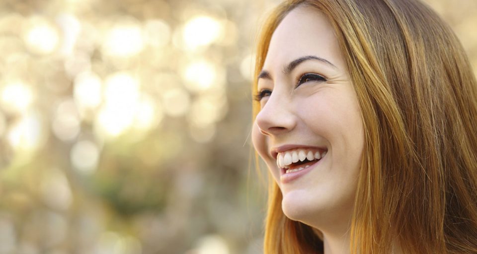Tres alimentos que ayudan a cuidar los dientes y las encías